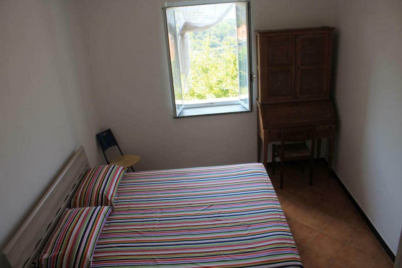 Ferienwohnung La Casetta Di Graziella Vezzi Portio Exterior foto